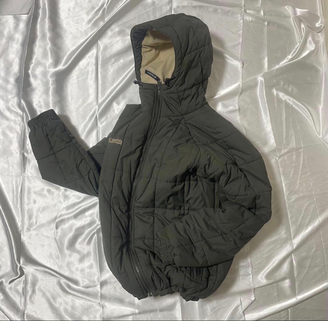 か*め様 Columbia hooded puffer jacket 短