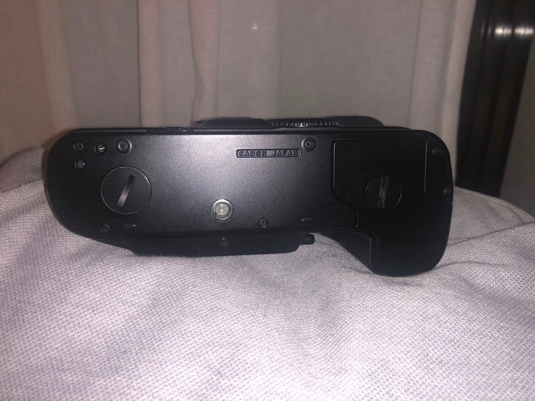 Canon EOS-1 フィルムカメラ