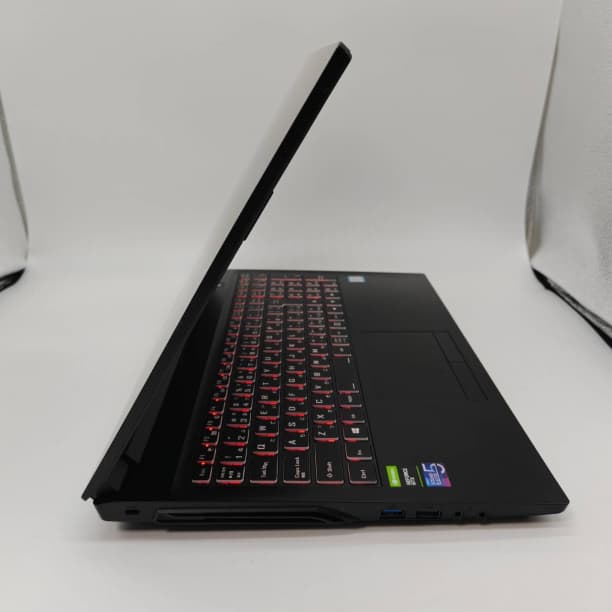 GTX1650 フルHD 15 マウス i7-9 SSD512GB オフィス