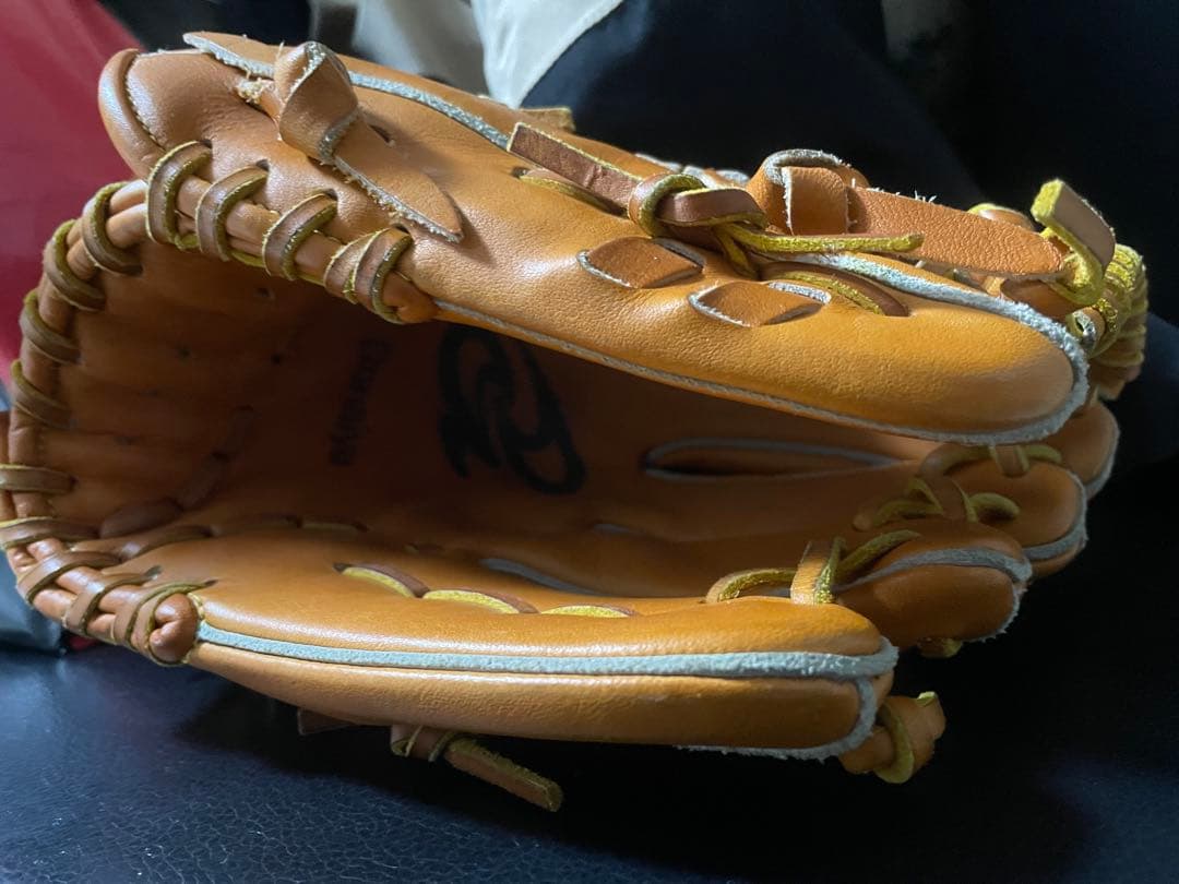 ドナイヤ　軟式野球　グローブ　内野手