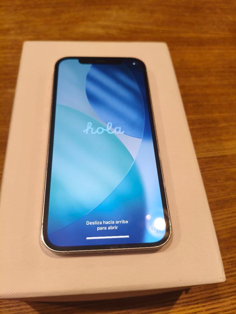 Apple iPhone 12 Pro 256G ホワイト　シムフリー