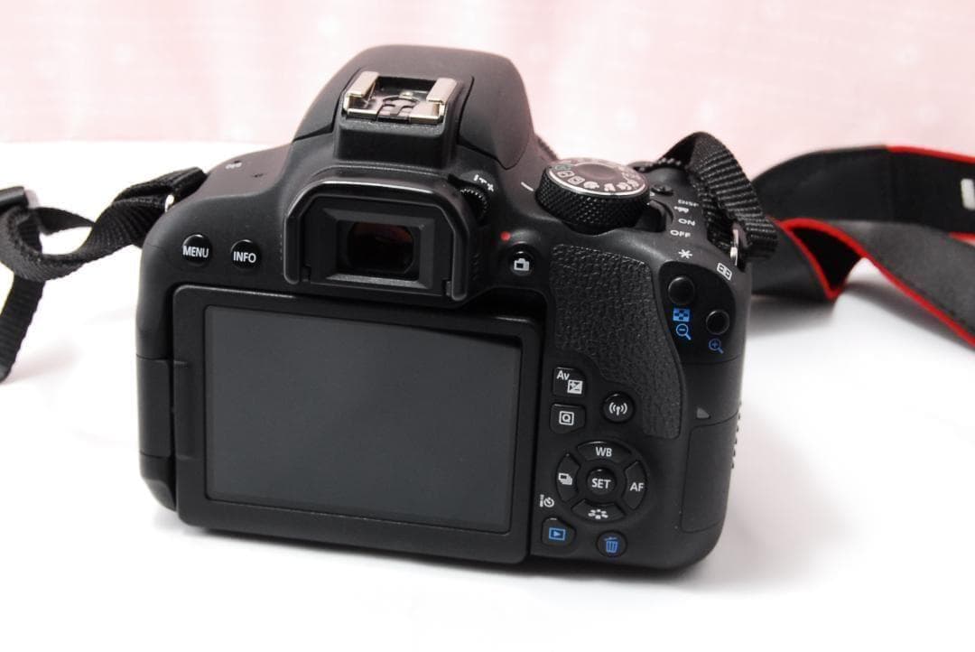 〓デジタル一眼レフカメラ〓キヤノン Canon EOS KISS X9i