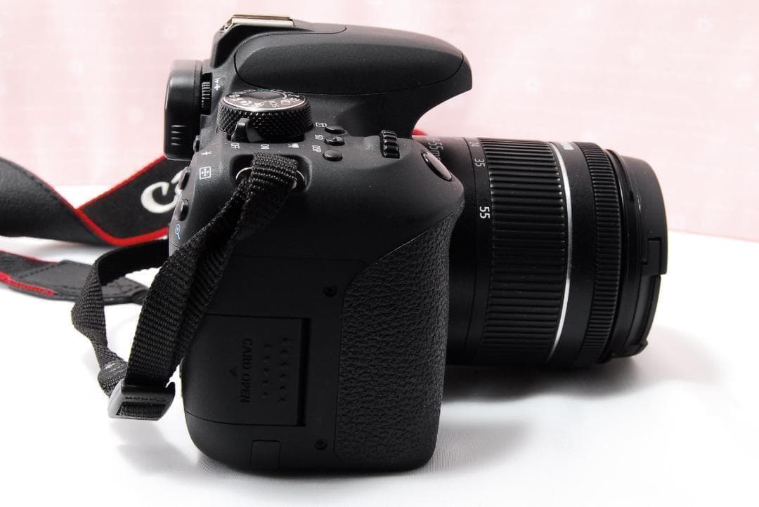 〓デジタル一眼レフカメラ〓キヤノン Canon EOS KISS X9i