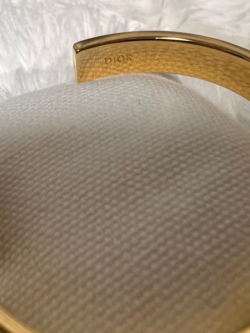 Dior Code バングル ブラック & ゴールド