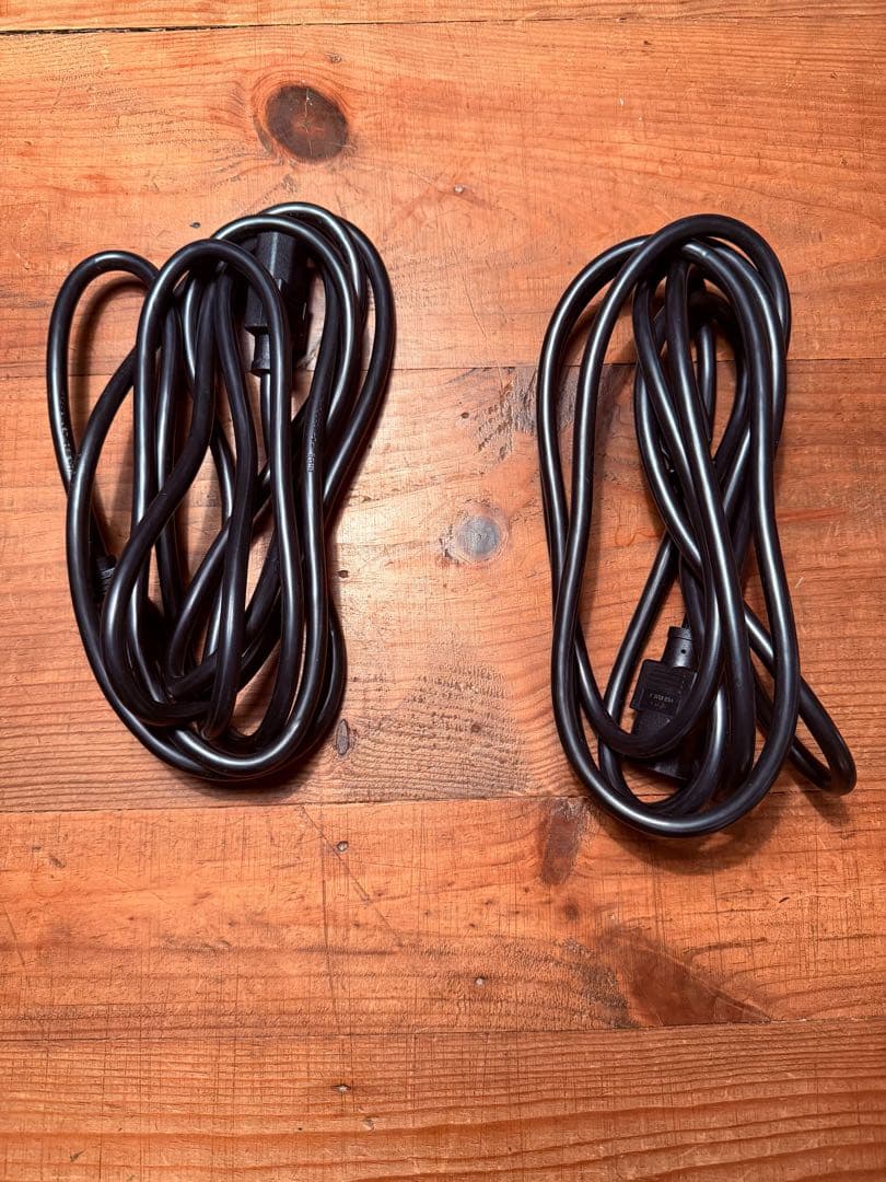 QSC CP8 パワードスピーカー 2台セット＋純正ソフトケース