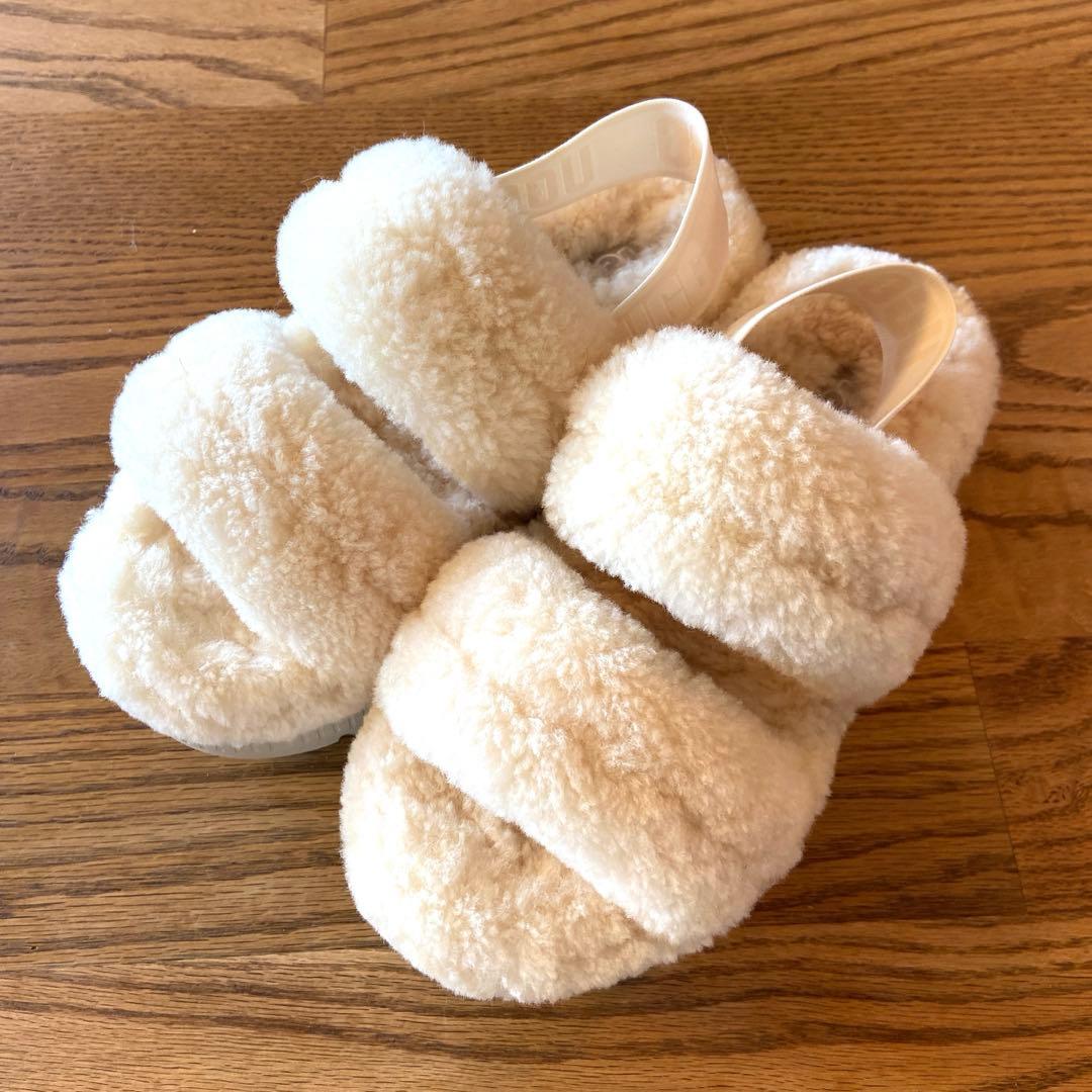 【美品】UGG オー フラッフィータ サンダル　ボア　23cm