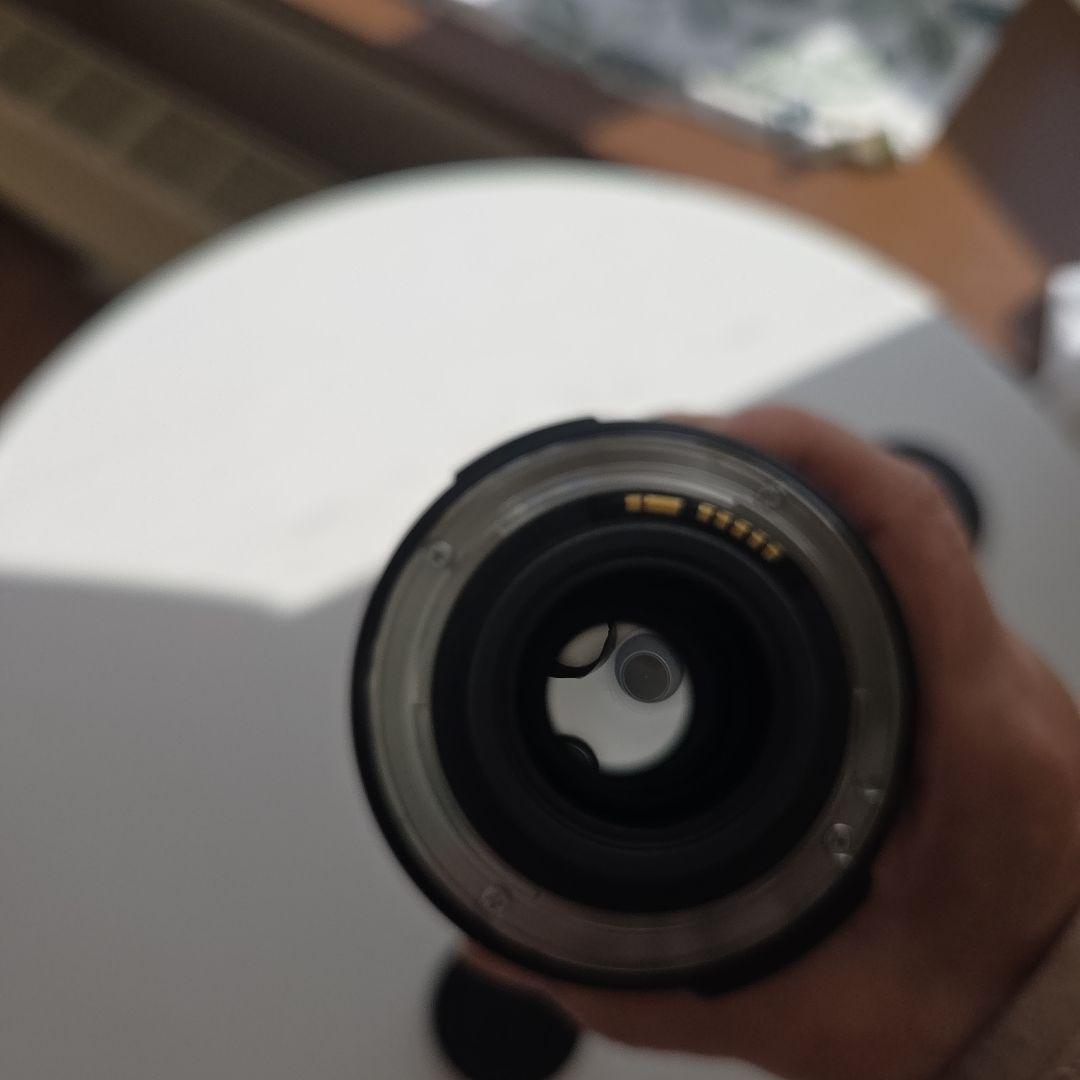 最終お値下げ　Canon EFS 18-200mm 　ズームレンズ