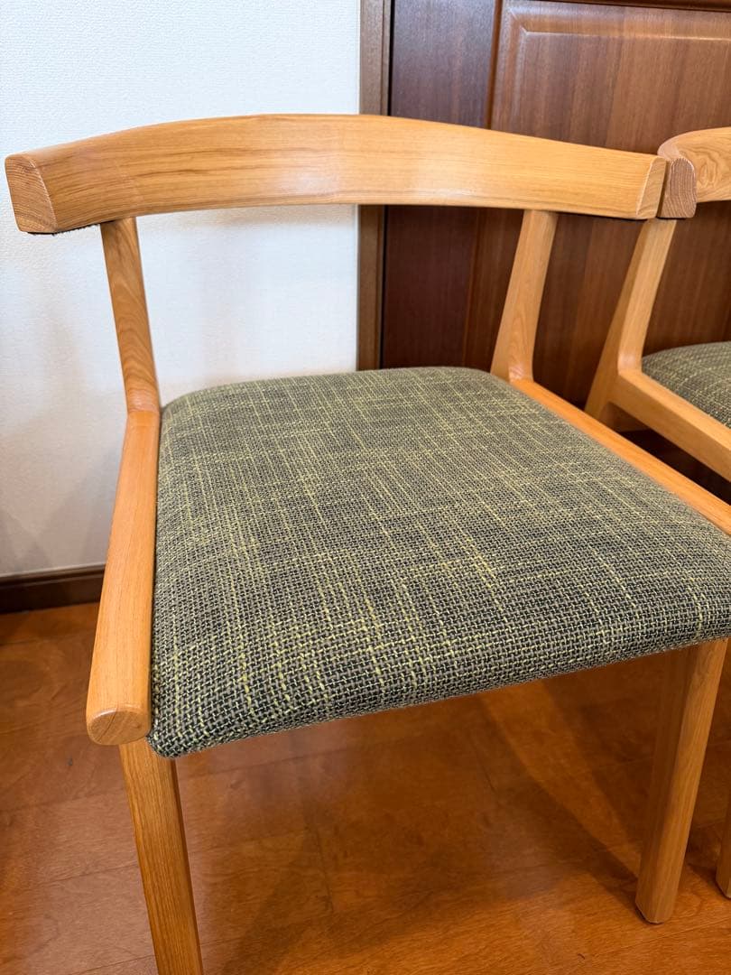 リセノ　Henryダイニングチェア 2脚セット　グリーン