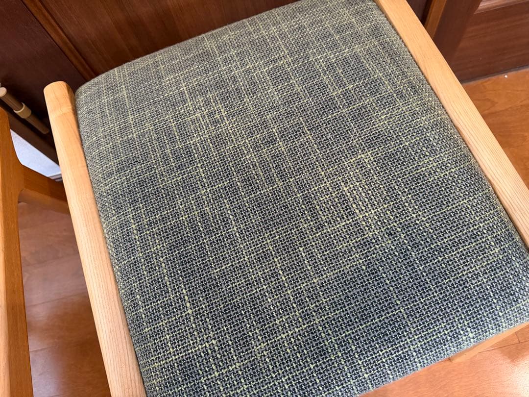 リセノ　Henryダイニングチェア 2脚セット　グリーン