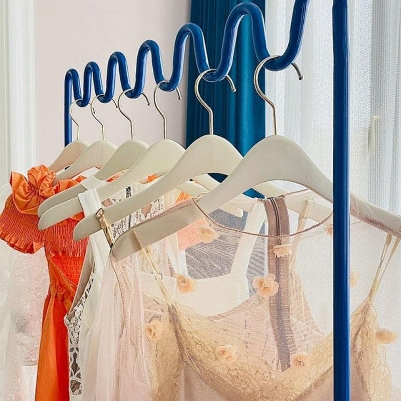 新品 北欧風 ウェーブハンガーラック／波型ミニマルデザイン ブルー 青