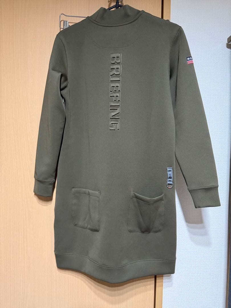 ゆ*読様 BRIEFING ハイネックワンピース オリーブグリーン未使用品