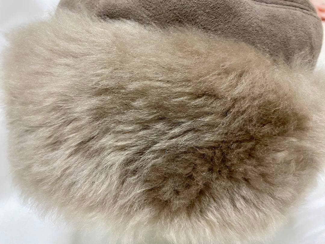 ❤️ 美品未使用　イタリア製　Grevi modoグレヴィ グレージュ　ファー