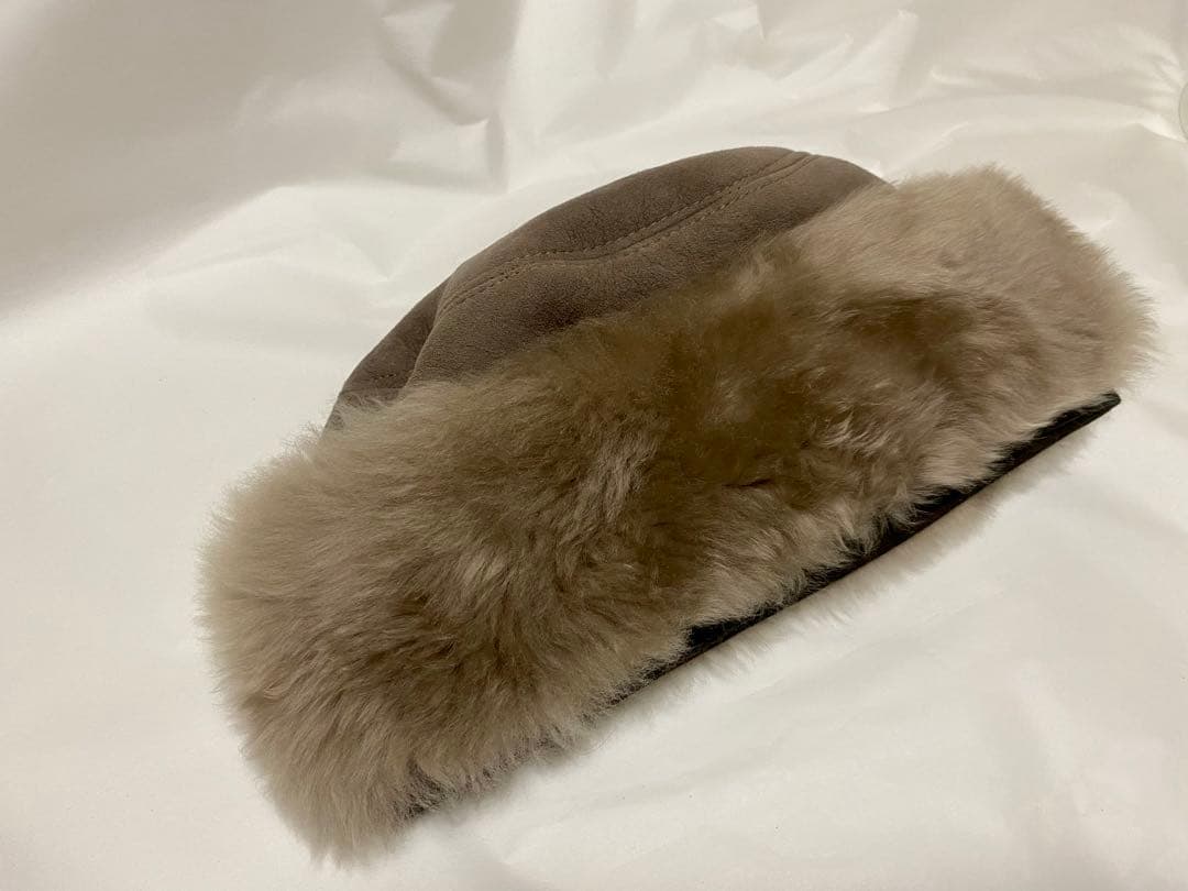 ❤️ 美品未使用　イタリア製　Grevi modoグレヴィ グレージュ　ファー