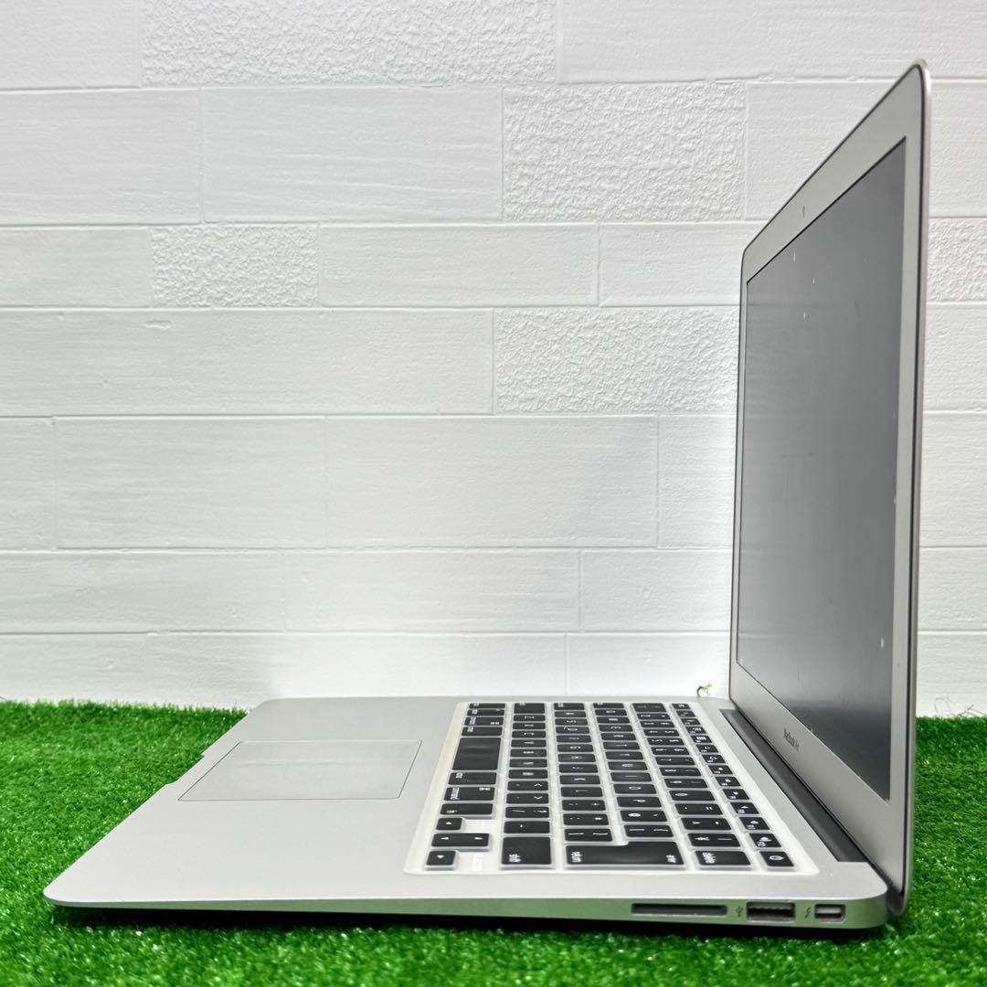 MacBook Air i5 SSD256GB 4GBノートパソコンPC