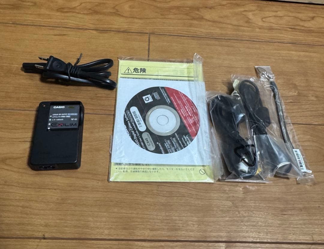 CASIO EXILIM EX-Z1080 10.1メガピクセル ピンク