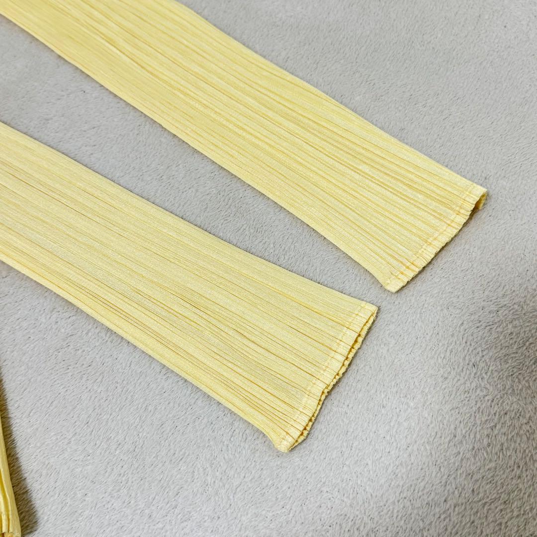 極美品✨PLEATS PLEASE ノーカラー　ベルト　イエロー　プリーツ