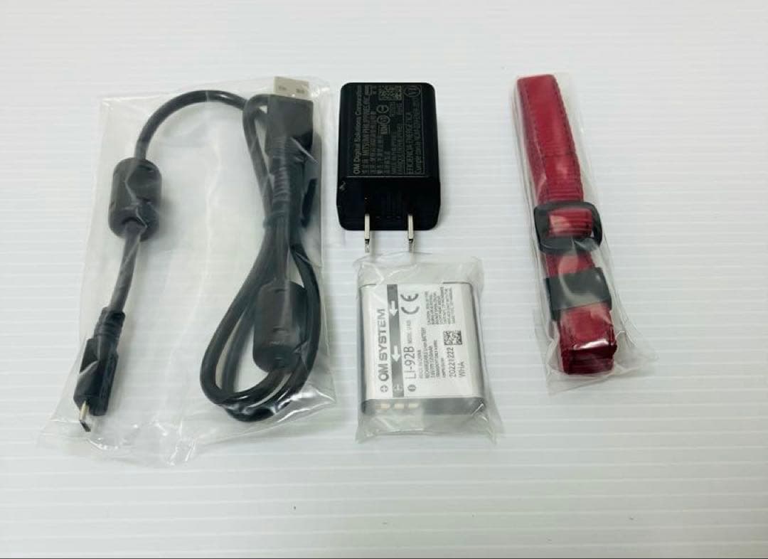 【展示未使用】オリンパス デジタルカメラ Tough TG-6 ブラック