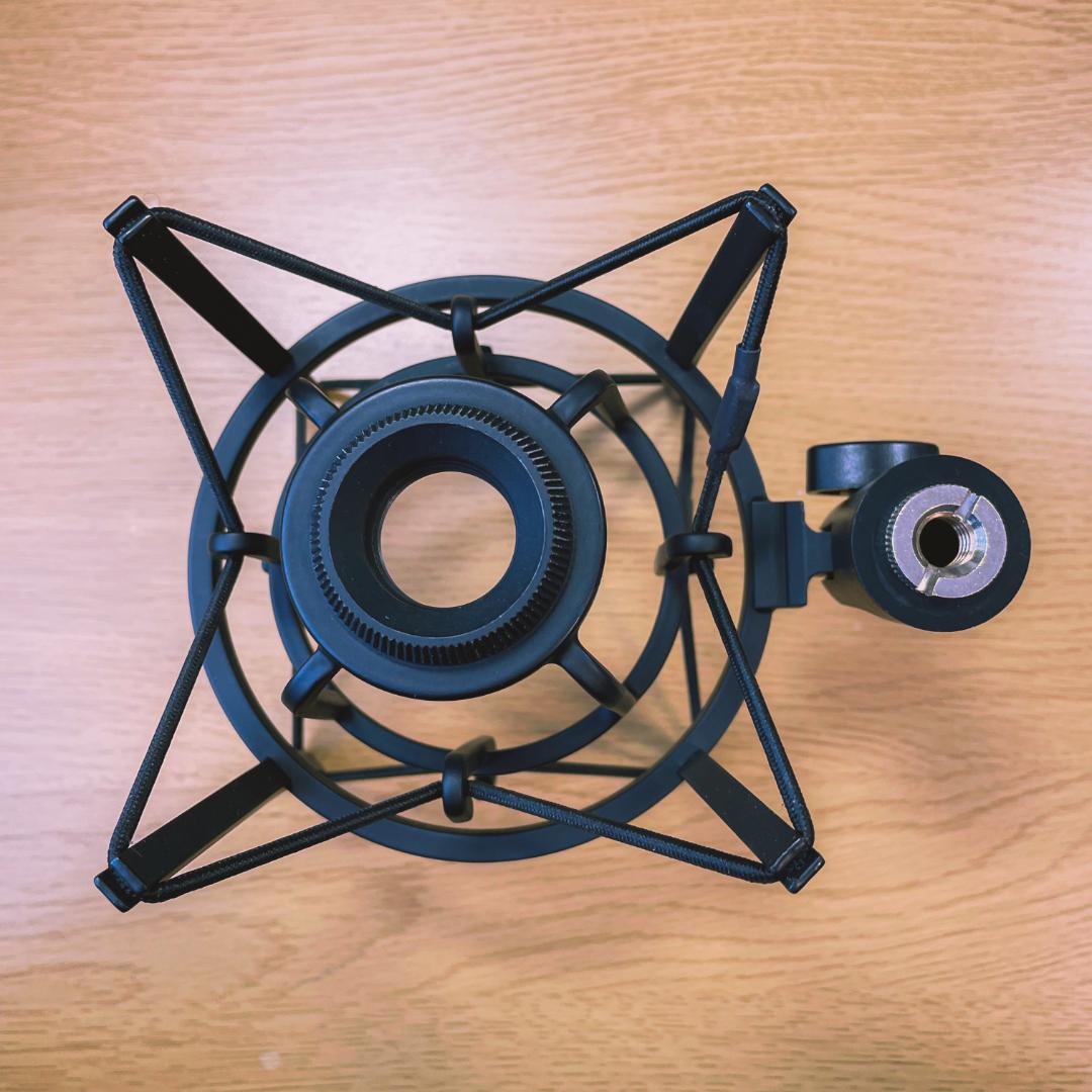 AKG ( アーカーゲー ) / P220 コンデンサーマイク