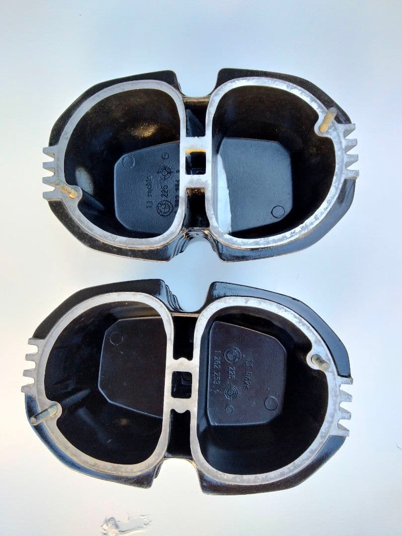 BMWOHVヘッドカバー