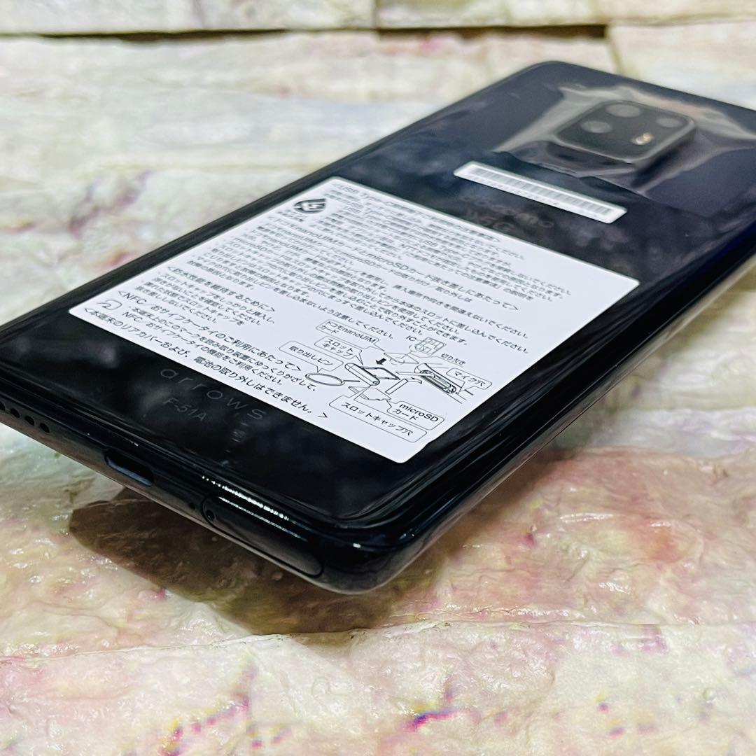 美品 SIMフリー arrows 5G 128GB ネイビーブラック 電池良好