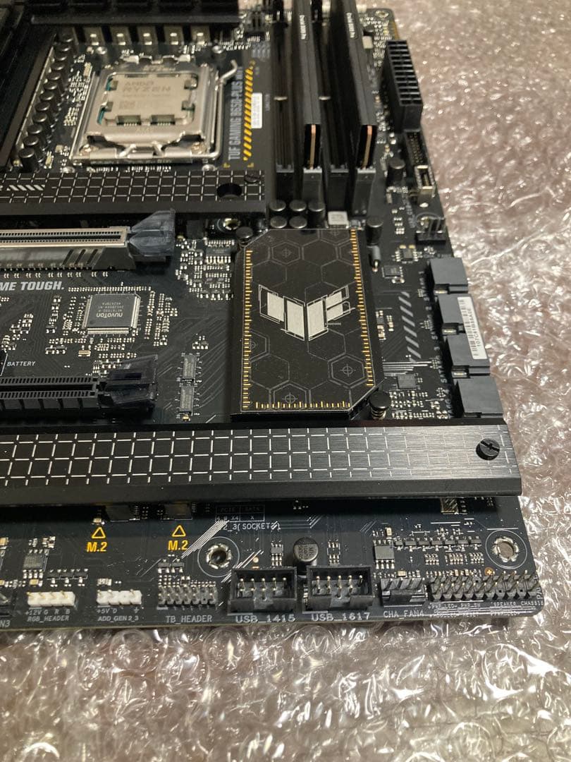 AMD Ryzen 7 7800X3DとASUS B650とメモリ16✖️2