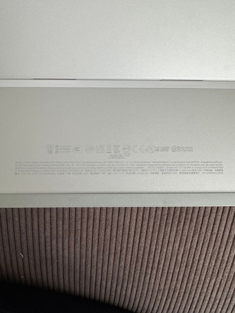 Microsoft Windowsタブレット本体 128GB ACアダプター付き