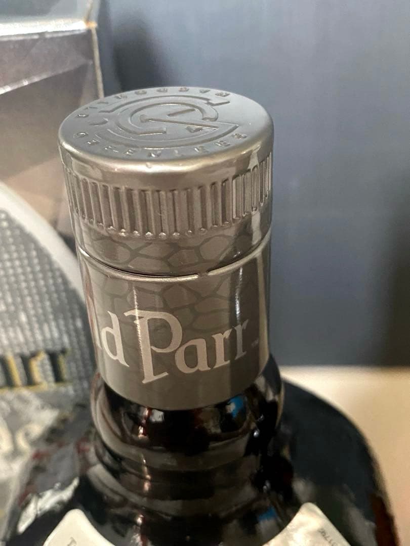 サントリーウイスキーとオールドパーとロイヤルとサントリーブランディV￼SOP ￼