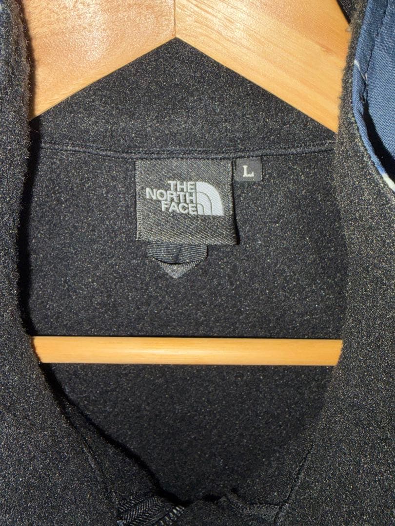 THE NORTH FACE ライトニング柄　ノベルティデナリベスト