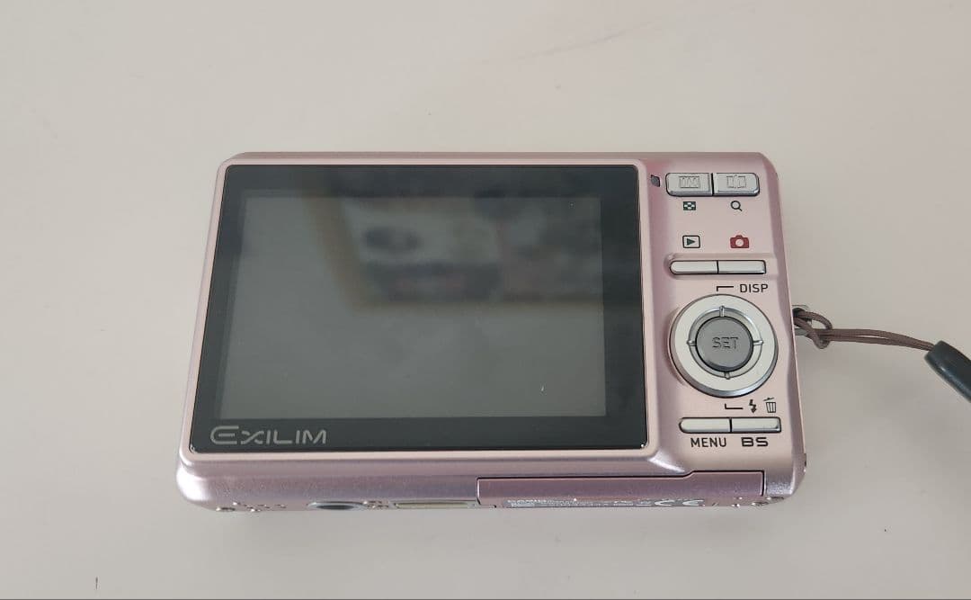 CASIO EXILIM EX-Z77 デジタルカメラ　かわいいポーチつき