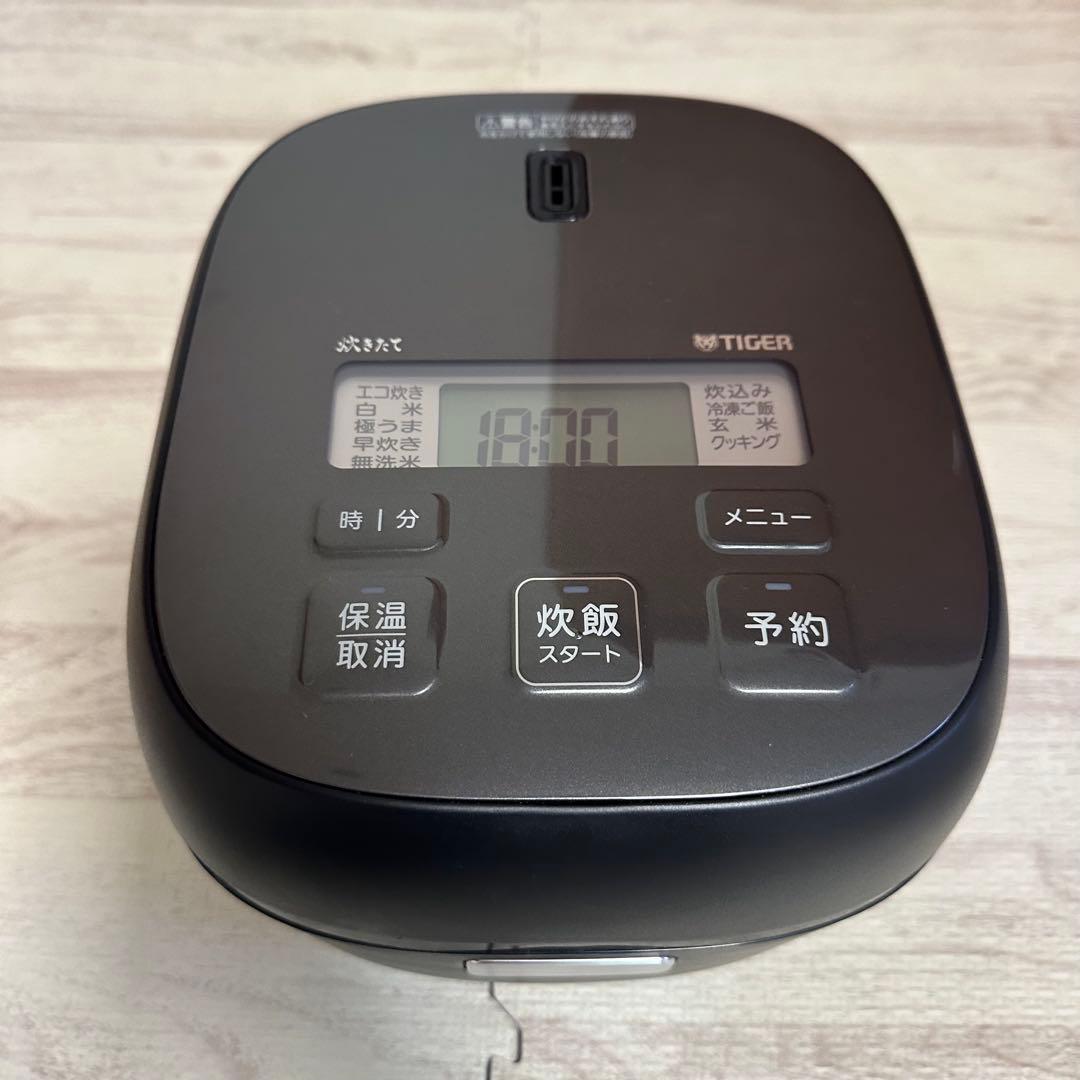 2025年製 TIGER マイコンジャー炊飯器　炊きたて　 JBS-B055