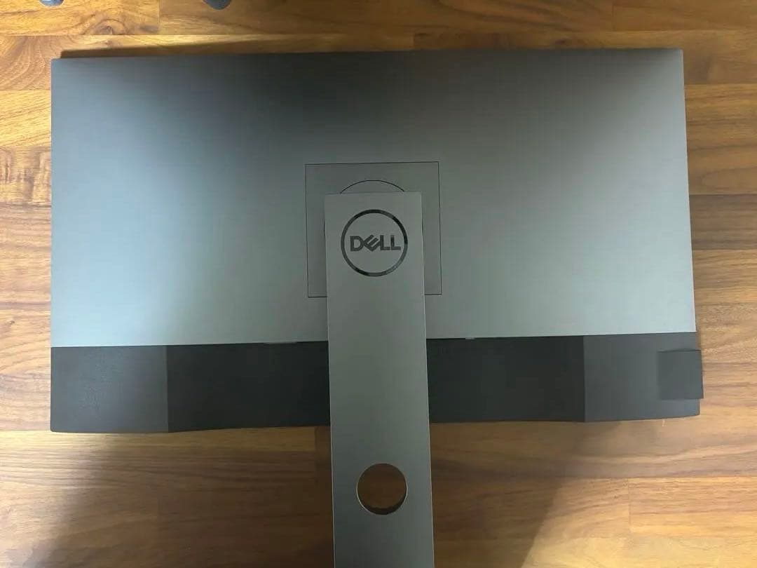 ② DELL U2720QM 27インチ 4Kモニター