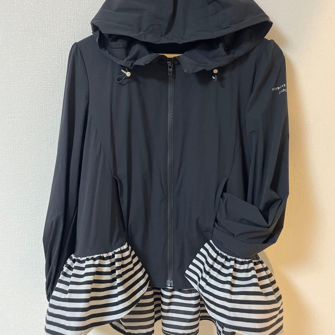 【美品】DANSKIN フード付きジャケット ブラック/ストライプ