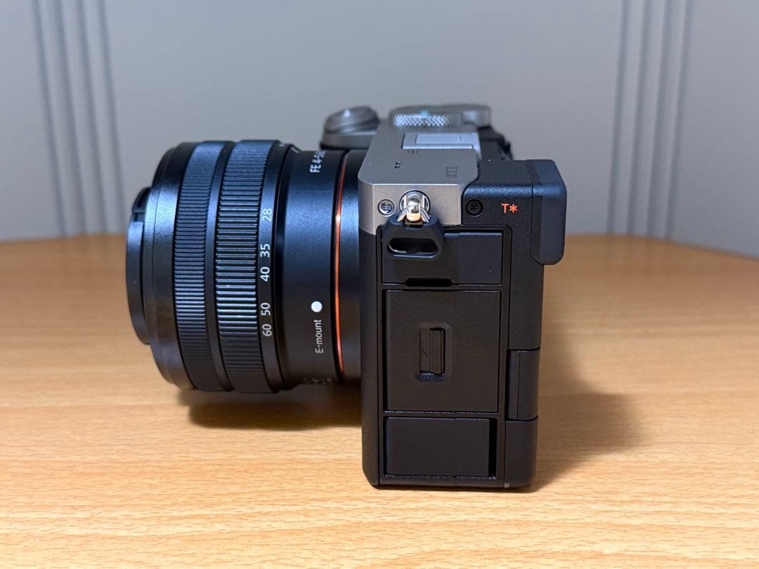 フラッシュ等付属品多数　SONYa7CⅡ ズームレンズキットILCE-7CM2L