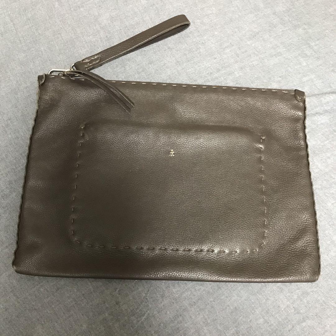 クラッチバッグ