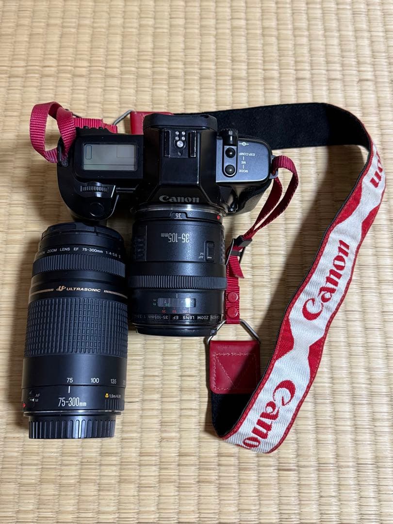 Canon EOS 35mm 一眼レフカメラ EFレンズ2本付き