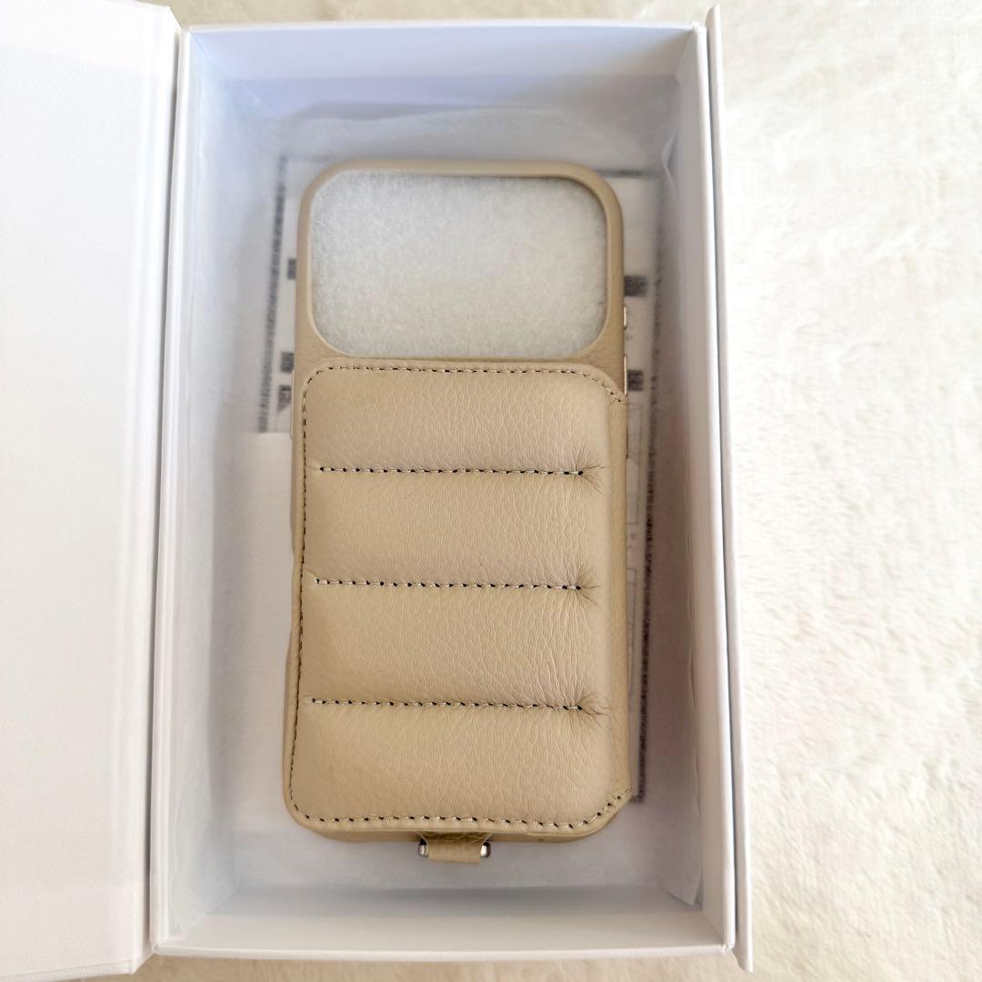 DEMIU 未使用 iPhone17Pro スマホケース ベージュ BALLON