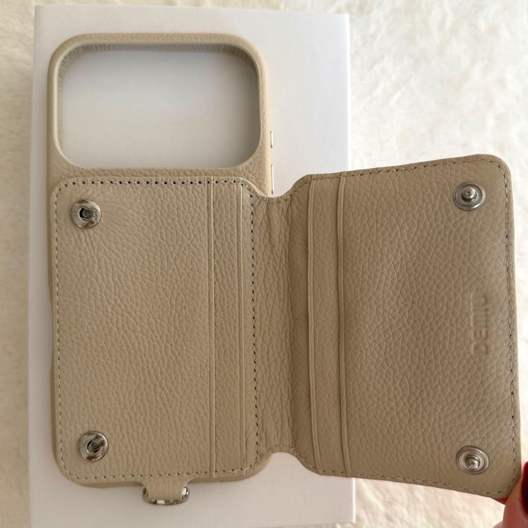 DEMIU 未使用 iPhone17Pro スマホケース ベージュ BALLON