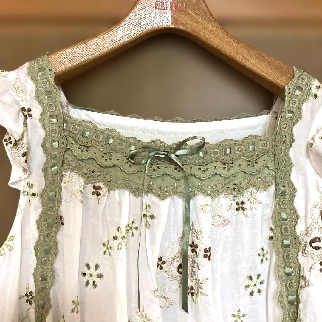 ピンクハウス　チュニック　ブラウス　刺繍　ハシゴレース　生成り色