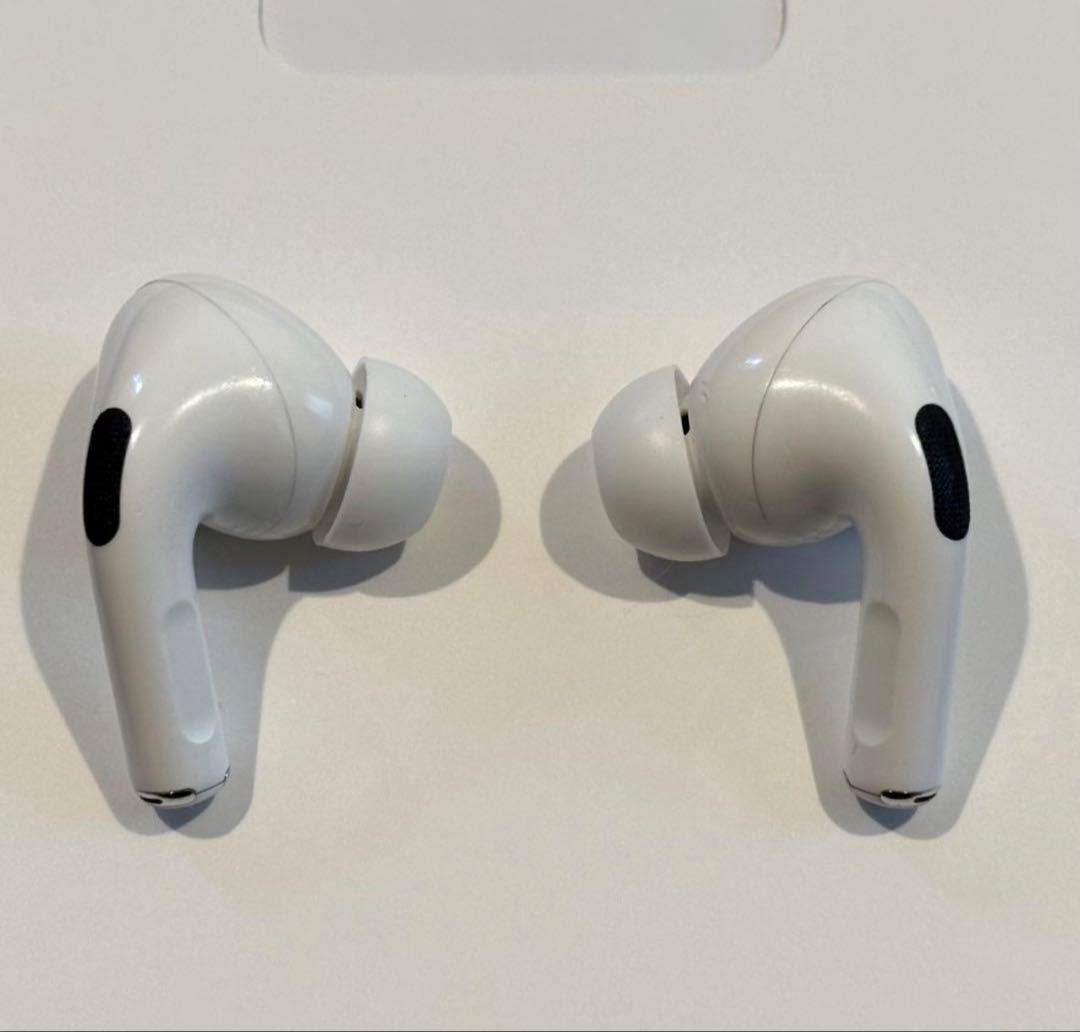 AirPods Pro 第1世代 充電ケース付き