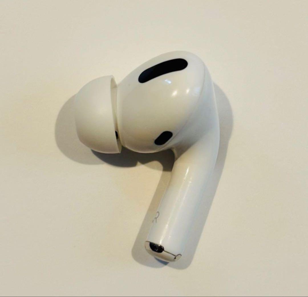 AirPods Pro 第1世代 充電ケース付き