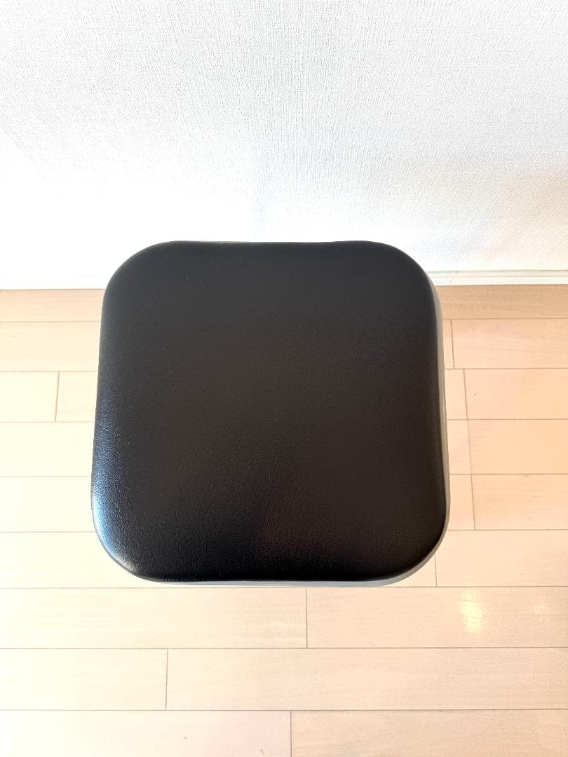 【廃番】リオン LYON　ファクトリースツール ＋クッション