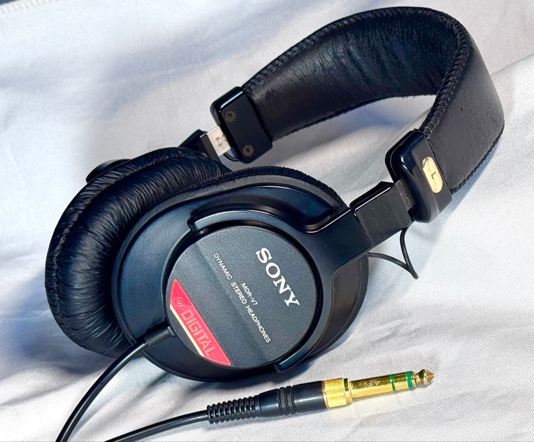 美品 SONY MDR V7 ヘッドホン 超レア 動作確認