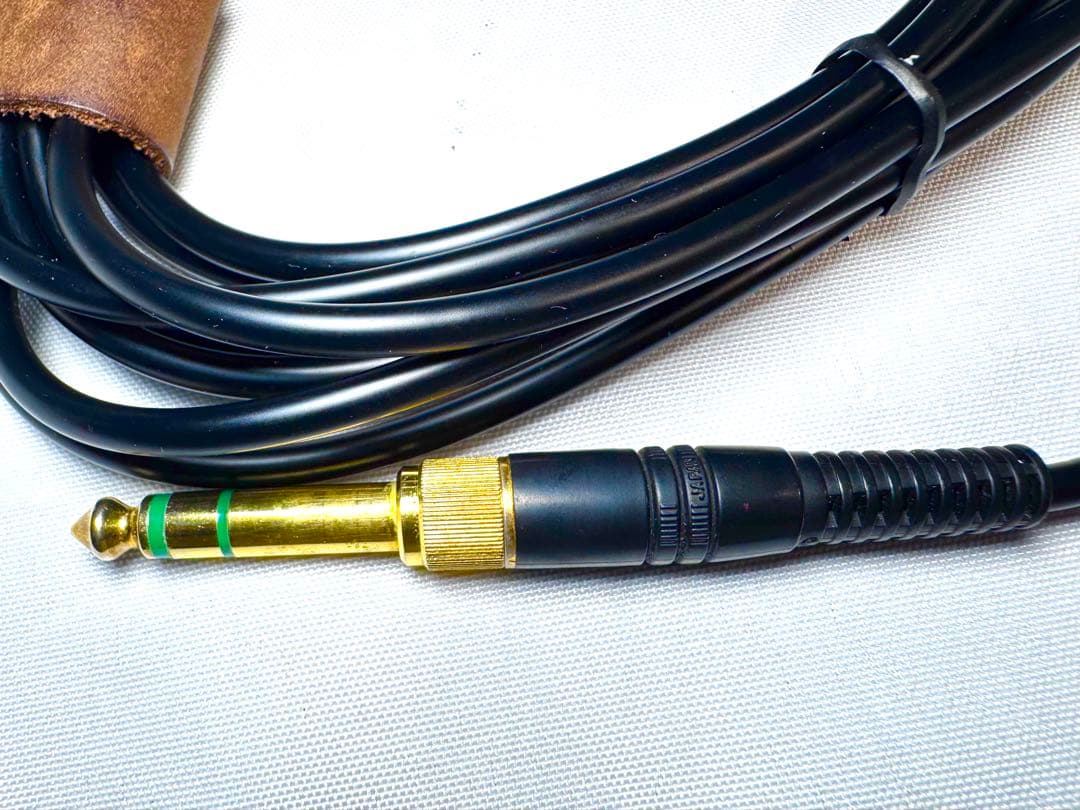 美品 SONY MDR V7 ヘッドホン 超レア 動作確認