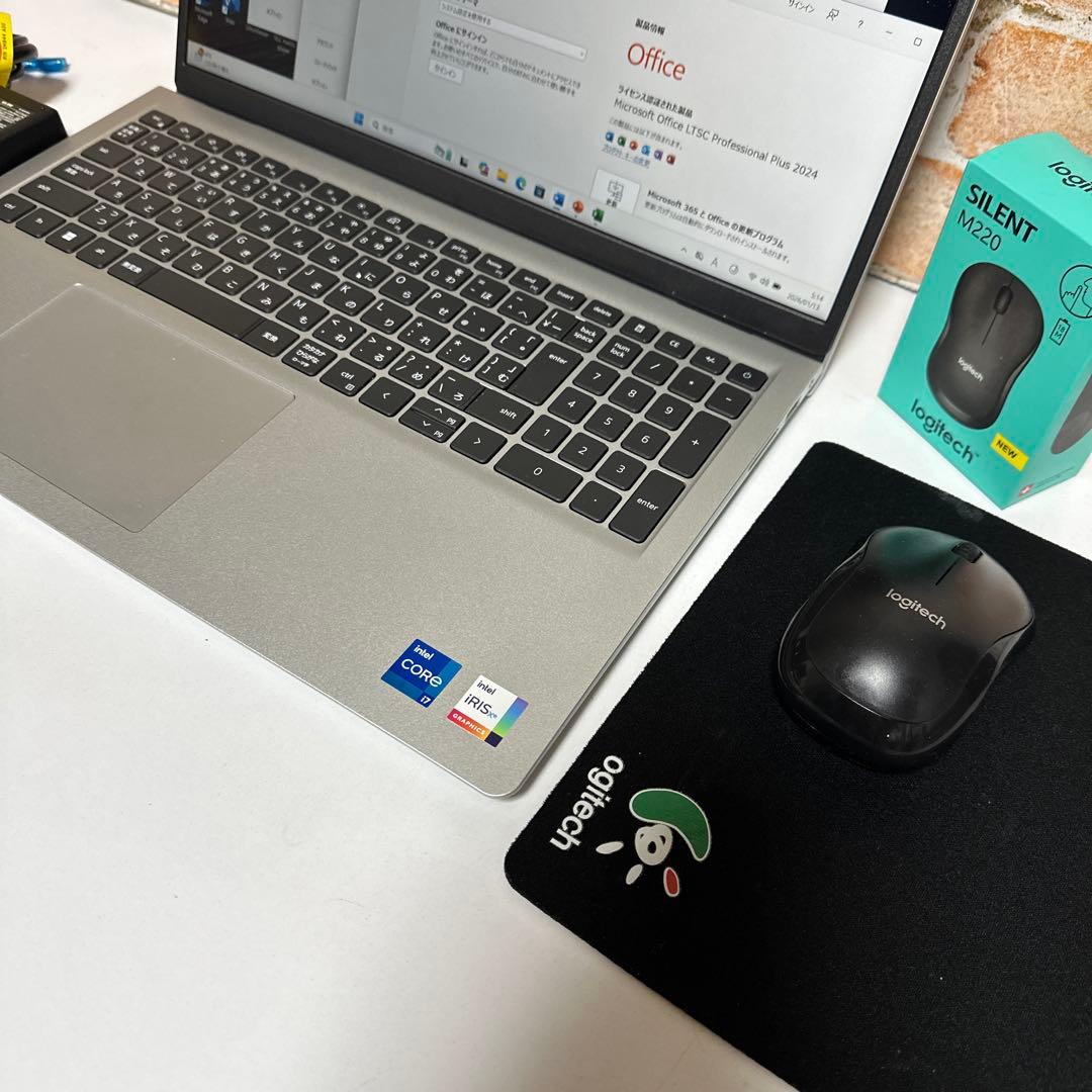 美品DELLノート PC Core i7 第11世代　メモリ16GB Win11
