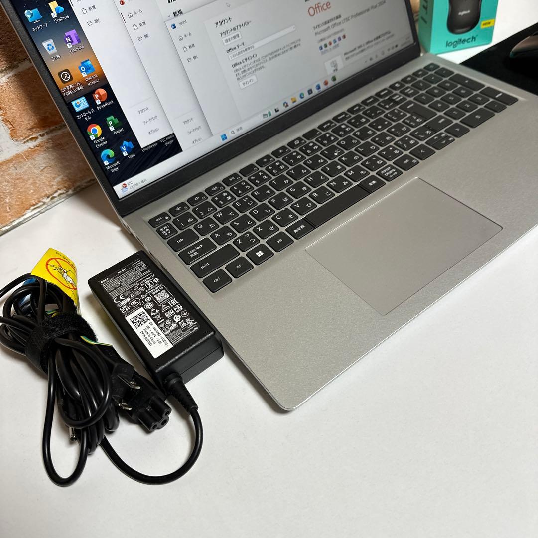 美品DELLノート PC Core i7 第11世代　メモリ16GB Win11