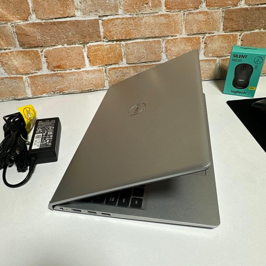 美品DELLノート PC Core i7 第11世代　メモリ16GB Win11
