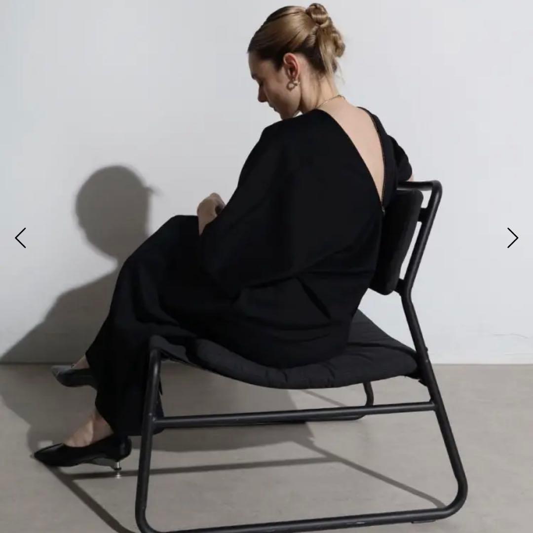 今期【新品タグ付】YAMADAYA ファスナーネックワンピース AgaBLACK