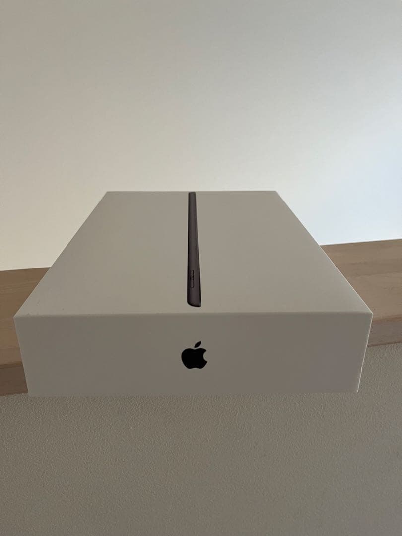 iPad 第8世代128GB Wi-Fiモデル　スペースグレー