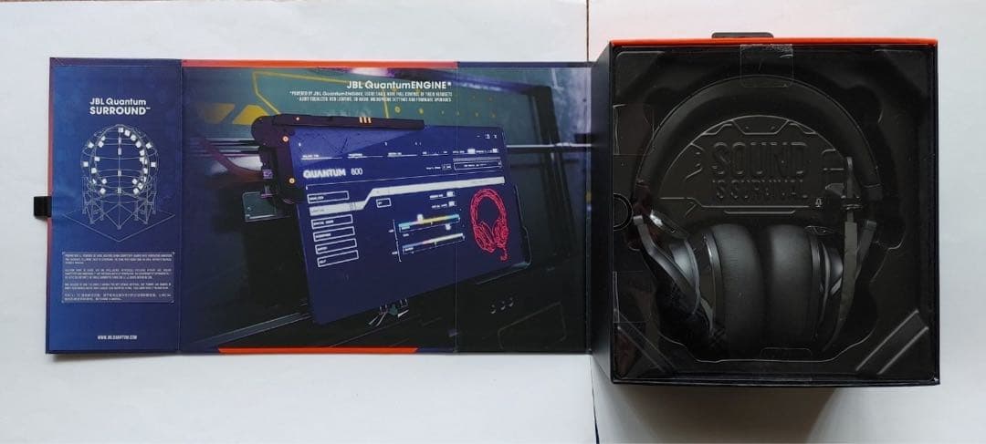 JBL Quantum 800 ゲーミングヘッドセット