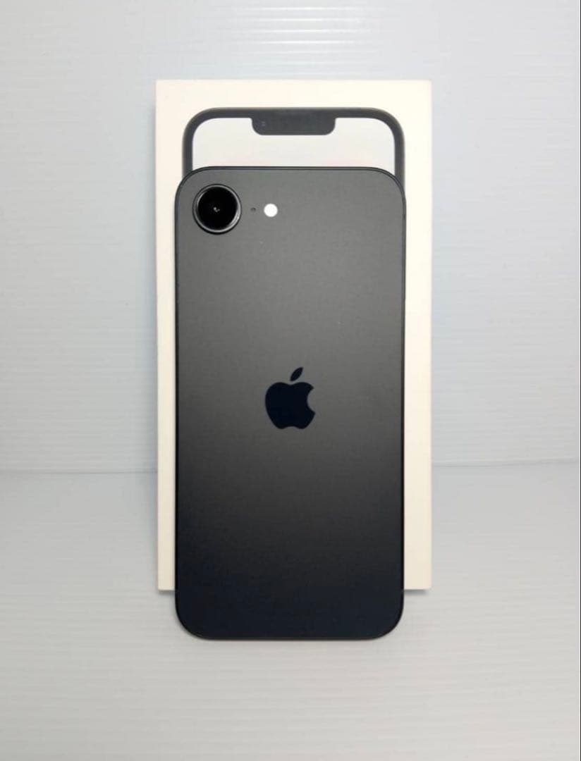 iPhone16e 128GB ブラック SIMフリー バッテリー100%